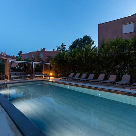 Hotel Emaus Novigrad Istria Buitenkant foto