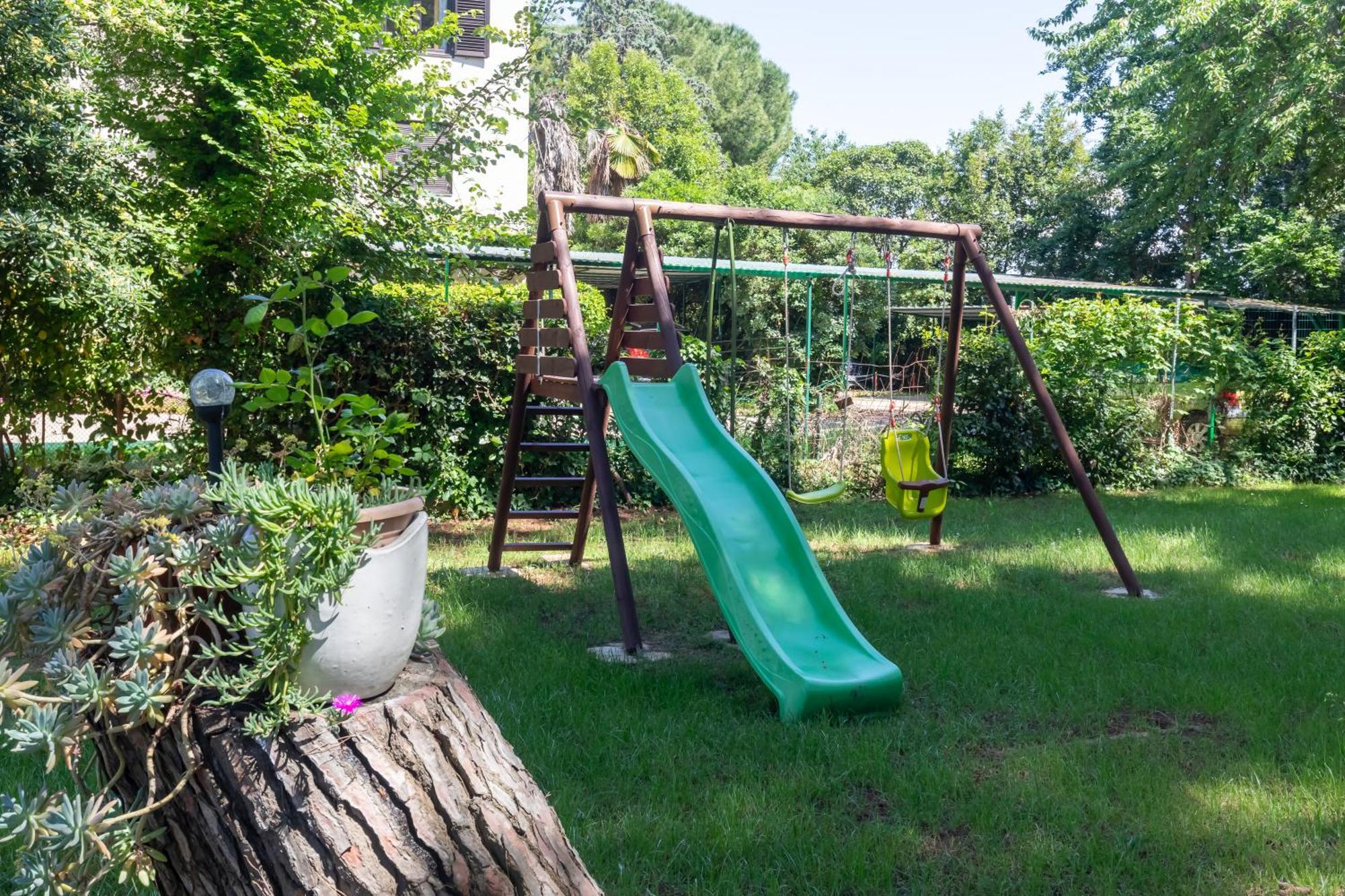 Hotel Emaus Novigrad Istria Buitenkant foto