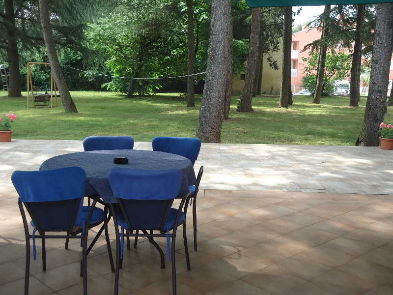 Hotel Emaus Novigrad Istria Buitenkant foto
